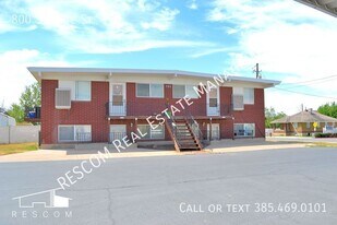 800 State St in Clearfield, UT - Building Photo