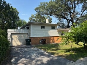 17218 Forestway Dr in Hazel Crest, IL - Building Photo - Building Photo