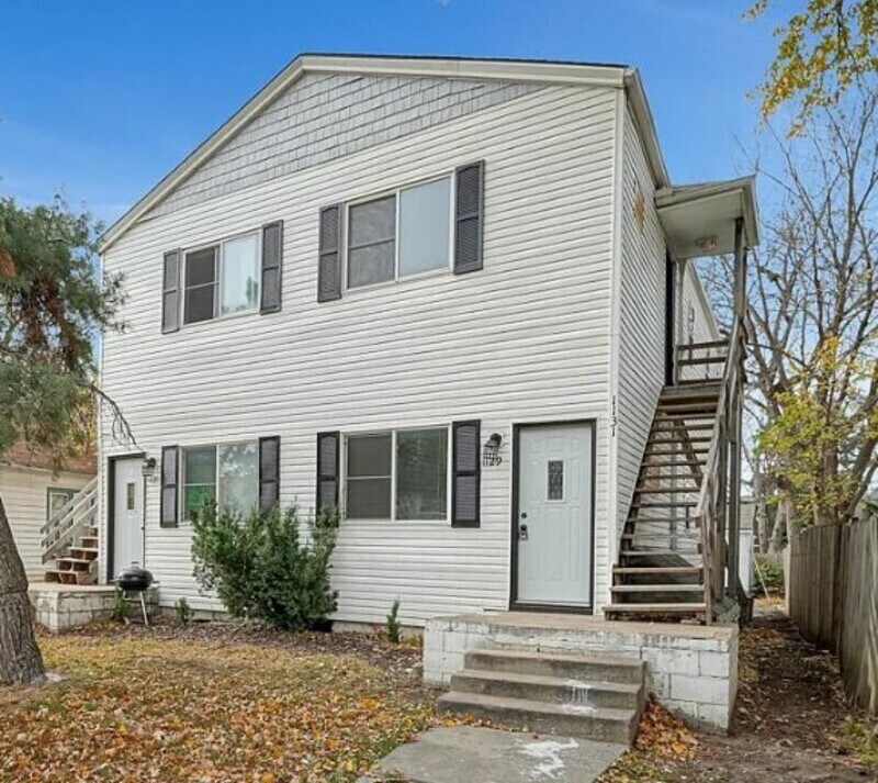 1121 N 29th St in Lincoln, NE - Building Photo