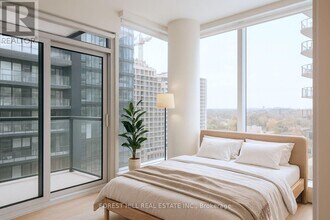 110 Broadway Ave in Toronto, ON - Building Photo - Building Photo