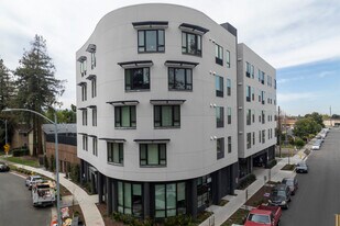 Mesa Terrace in San Jose, CA - Building Photo