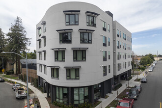 Mesa Terrace in San Jose, CA - Building Photo - Primary Photo