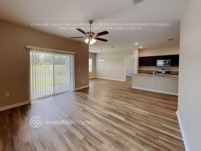 3933 Spruce Creek Dr in Lakeland, FL - Foto de edificio - Building Photo