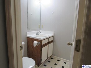 7-417 S Coit St in Florence, SC - Building Photo - Building Photo