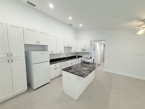 1013 3rd St W in Bradenton, FL - Building Photo - Building Photo