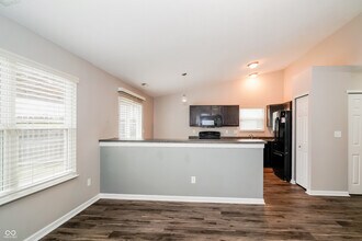8520 Gold Rush Way in Indianapolis, IN - Building Photo - Building Photo