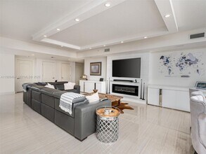 3415 N Ocean Dr in Hollywood, FL - Building Photo - Building Photo