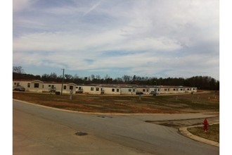 Beaver Creek in Lavonia, GA - Building Photo - Building Photo