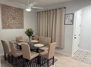 4220 Plantation Oaks Blvd in Orange Park, FL - Foto de edificio - Building Photo