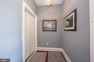 7350 Ridge Ave in Philadelphia, PA - Building Photo - Building Photo