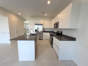 18977 SW 344th Ter in Florida City, FL - Building Photo - Building Photo