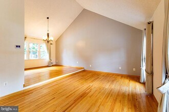 14912 Emory Ln in Rockville, MD - Building Photo - Building Photo