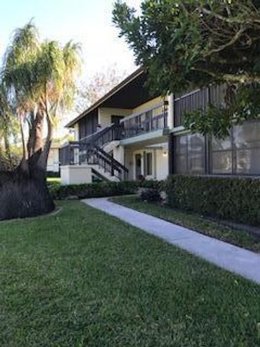 6299 Chasewood Dr-Unit -D in Jupiter, FL - Building Photo