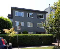 1976 W 3rd Ave in Vancouver, BC - Building Photo