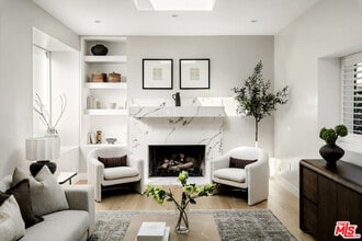 1143 Sierra Alta Way in Los Angeles, CA - Building Photo - Building Photo