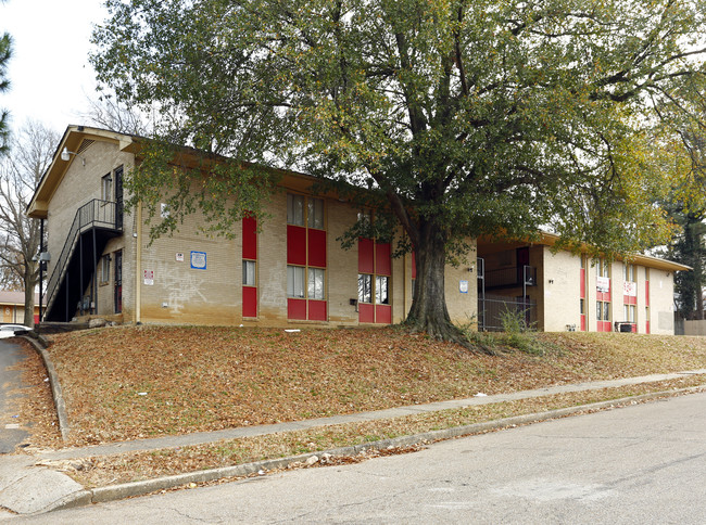 Hilltop Apartments in Memphis, TN - Building Photo - Building Photo