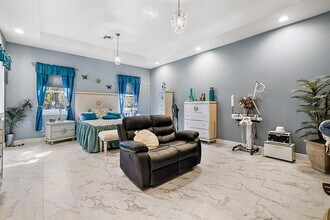 4562 SE 136th Ln in Summerfield, FL - Building Photo - Building Photo