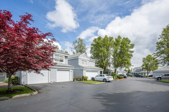 Spinnaker Pointe in Kent, WA - Foto de edificio - Building Photo