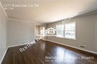 3377 Bobolink Cir SW in Atlanta, GA - Building Photo - Building Photo