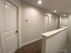 318 Untermaier St in New Braunfels, TX - Building Photo - Building Photo