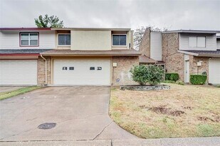 1820 Greenspring Cir in Garland, TX - Building Photo