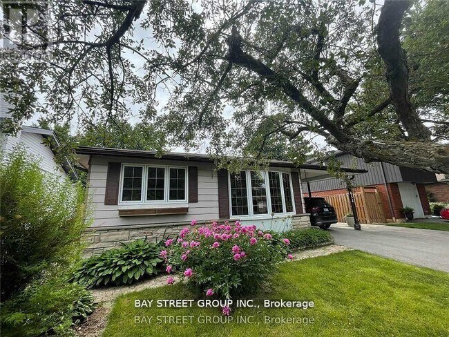 632 Ardleigh Crescent in Burlington, ON - Building Photo - Building Photo