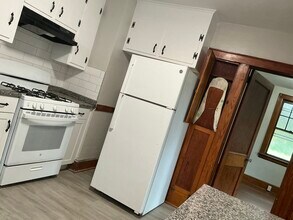 73 Stack St, Unit 73 1st Floor in Middletown, CT - Building Photo - Building Photo