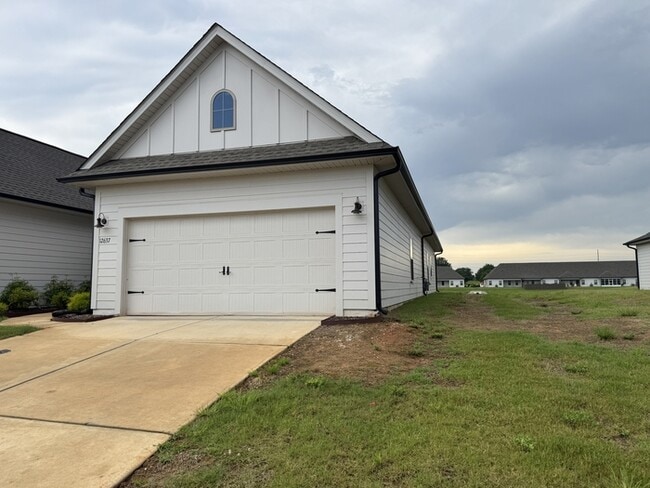 property at 12637 Whitcomb Cir
