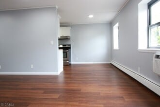 149 Main St in Millburn, NJ - Building Photo - Building Photo