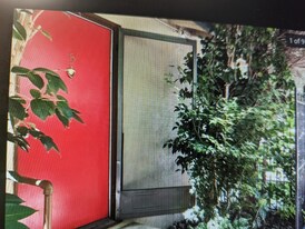 2615 D St in Sacramento, CA - Building Photo