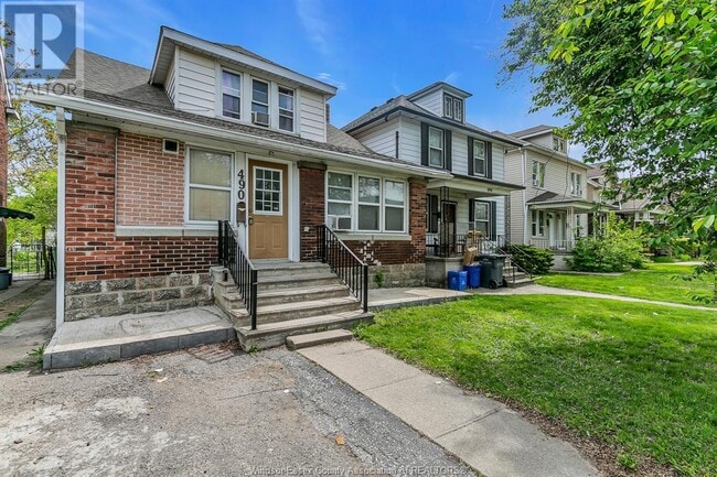 490 Campbell Ave in Windsor, ON - Building Photo - Building Photo