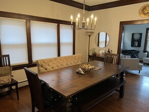 111 North Clara Pl, Unit S in Elmhurst, IL - Building Photo - Building Photo