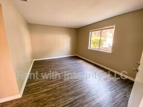 1445 Willow Bend Way in Tallahassee, FL - Building Photo - Building Photo