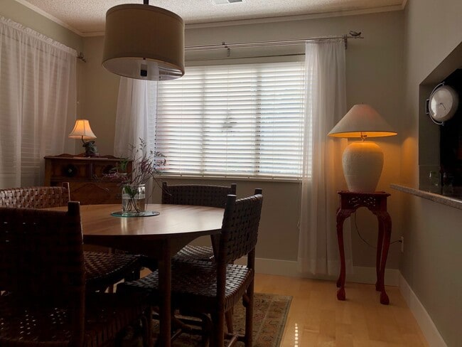 property at 4475 Laguna Pl