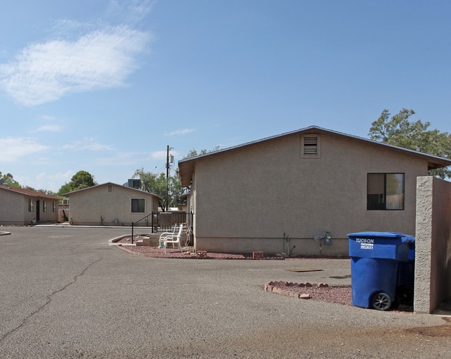 426 E Mohave Rd in Tucson, AZ - Foto de edificio - Building Photo
