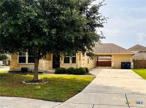 532 Magnolia Wind in New Braunfels, TX - Building Photo - Building Photo