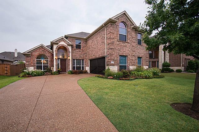 property at 9971 Knoll Trace Way