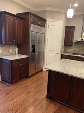 384 16th St NW in Atlanta, GA - Foto de edificio - Building Photo