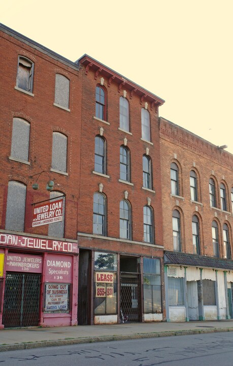 The Buffalo Palace Apartments in Buffalo, NY - Building Photo