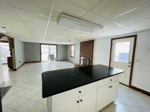 178 Andover St in North Andover, MA - Foto de edificio - Building Photo