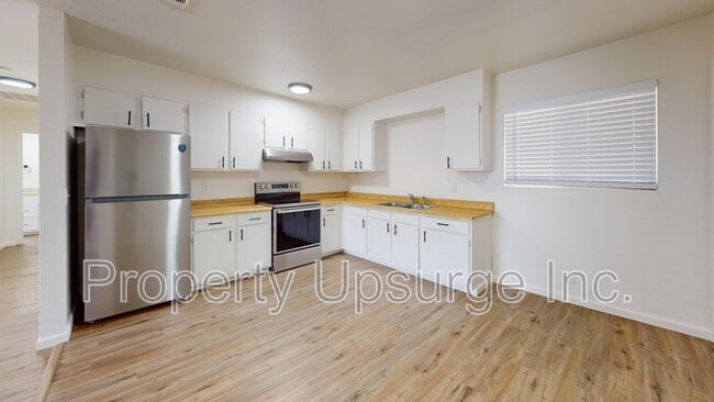 property at 2061 Rosamond Ave