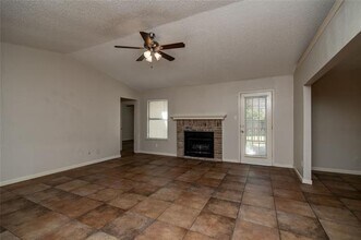 618 Plainview Dr in Mansfield, TX - Building Photo - Building Photo