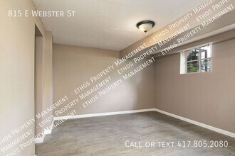 815 E Webster St in Springfield, MO - Building Photo - Building Photo