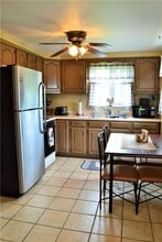 301 Meadowlark Ln in West Mifflin, PA - Building Photo - Building Photo