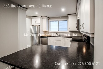 668 Highpoint Ave in Waterloo, ON - Building Photo - Building Photo