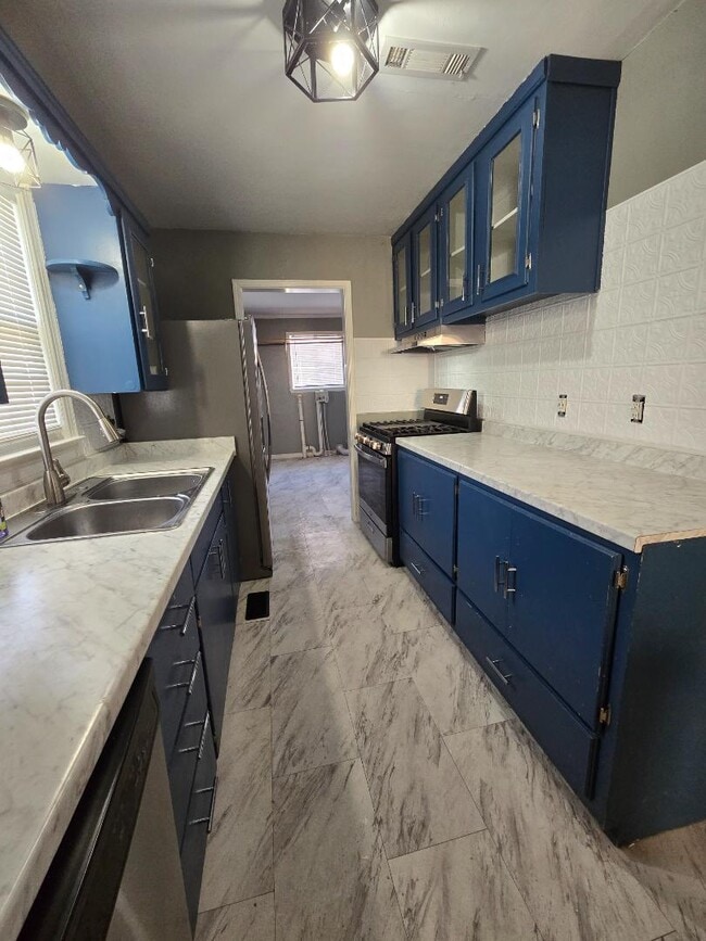 405 N 11th St in Ponca City, OK - Building Photo - Building Photo