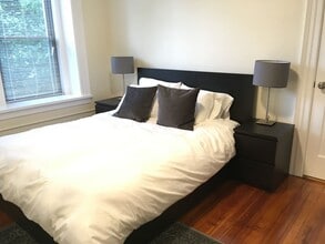 1574 Beacon St, Unit 4 in Brookline, MA - Building Photo - Building Photo