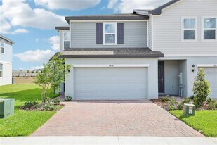 16430 Bird of Paradise Ave in Clermont, FL - Building Photo