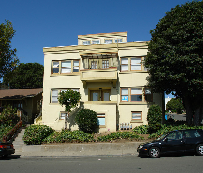 721-725 Capitol St in Vallejo, CA - Building Photo - Building Photo