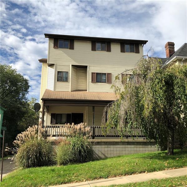 17 N Wade Ave in Washington, PA - Building Photo